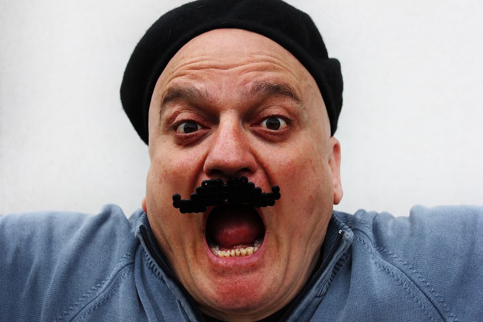 ‘NA FESTA DEMMERDA